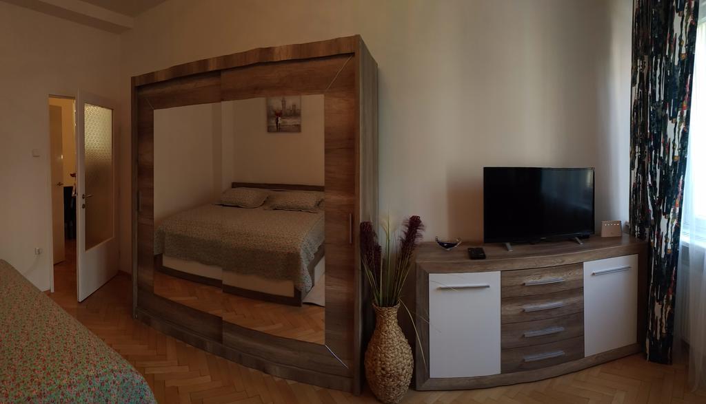 Barto Apartamento Praga Exterior foto